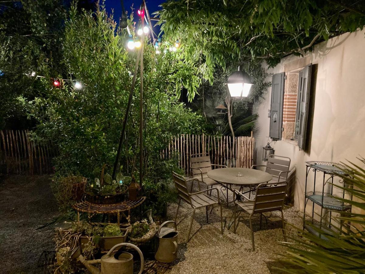 16 Bis-Gite-Hotel-Studio Marssac-sur-Tarn Extérieur photo